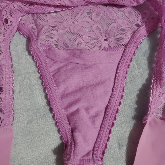 90s VICTORIA'S SECRET Thong String Panty PINK FLORAL LACE Sweet Coquette LARGE - Picture 6 of 7